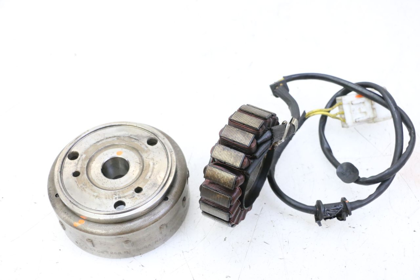 photo de ROTOR ESTATOR HONDA FES S-WING SWING ABS 125 (2007 - 2015) - Marcados y referencias originales