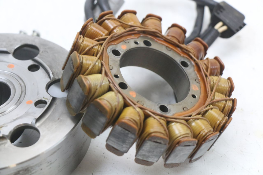 photo de ROTOR ESTATOR YAMAHA FJR ABS 1300 (2006 - 2012) - Marcados y referencias originales
