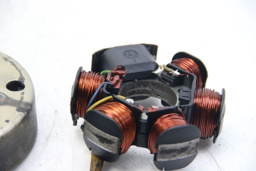 photo de ROTOR ESTATOR PIAGGIO FLY 2T 50 (2004 - 2017) - Estado de la superficie y material