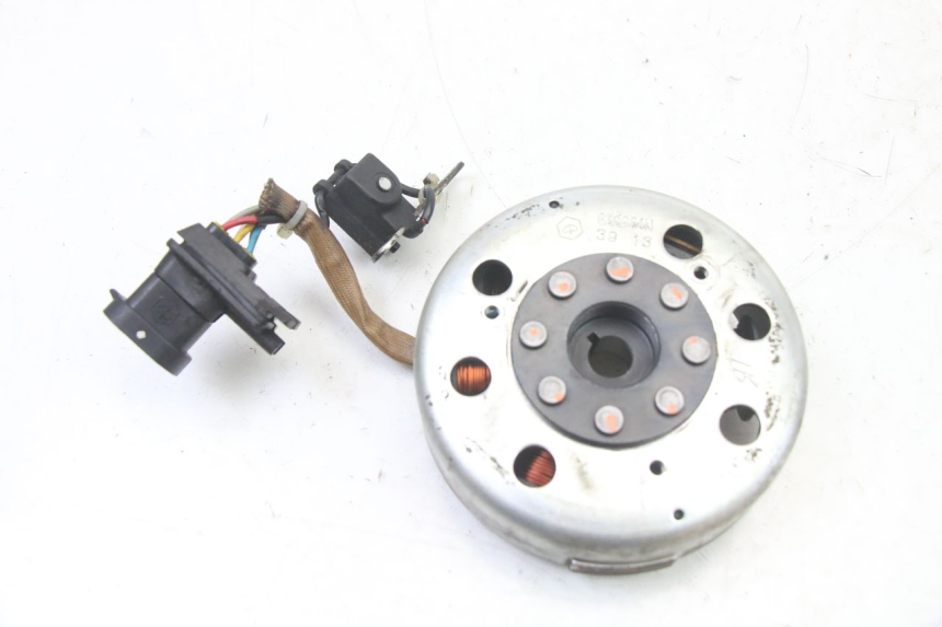 photo de ROTOR ESTATOR PIAGGIO FLY 2T 50 (2004 - 2017) - Zoom estado de uso