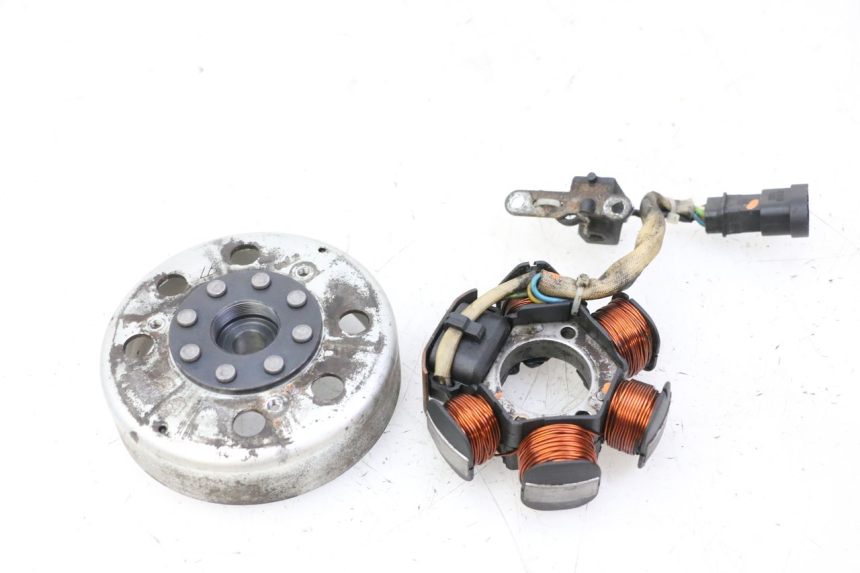 photo de ROTOR ESTATOR PIAGGIO FLY 2T 50 (2004 - 2017) - Vista principal