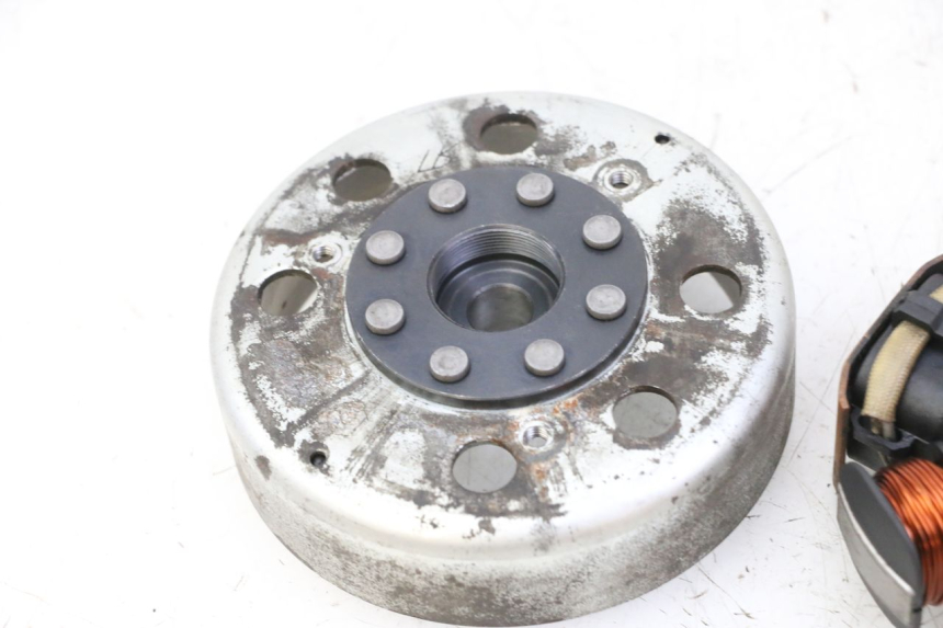 photo de ROTOR ESTATOR PIAGGIO FLY 2T 50 (2004 - 2017) - Recambio usado revisado