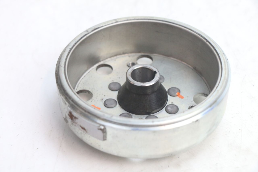 photo de ROTOR ESTATOR PIAGGIO FLY 2T 50 (2004 - 2017) - Recambio usado revisado