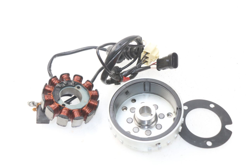 photo de ESTATOR PIAGGIO FLY IE 125 (2012 - 2017) - Vista principal