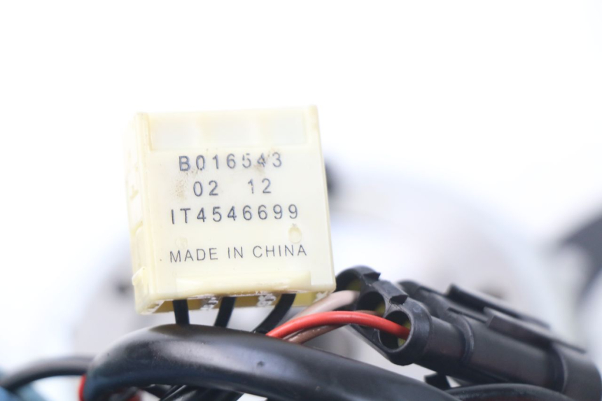 photo de ESTATOR PIAGGIO FLY IE 125 (2012 - 2017) - Otra perspectiva