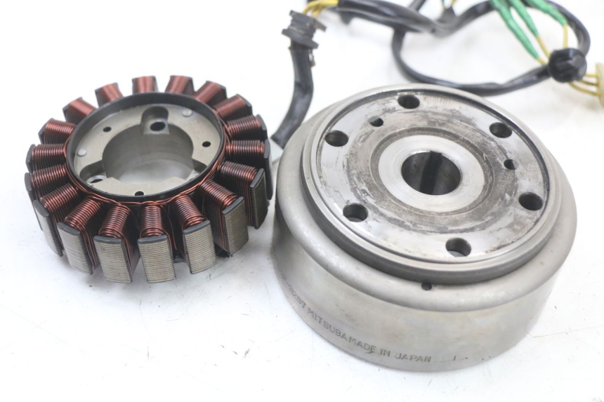 photo de ESTATOR HONDA NES AROBASE 125 (2000 - 2003) - Zoom estado de uso