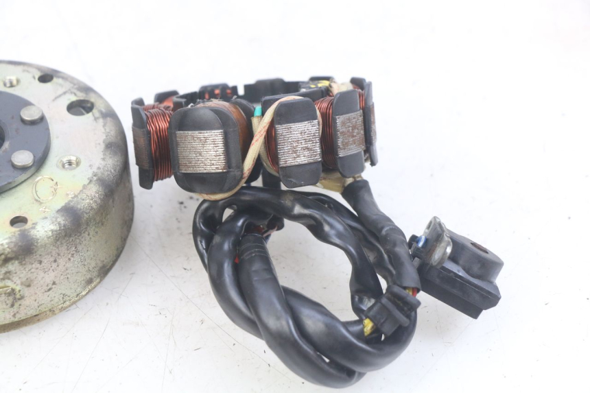 photo de ROTOR ESTATOR REVATTO IMPERATOR 125 (2007 - 2015) - Detalles de los puntos de fijación