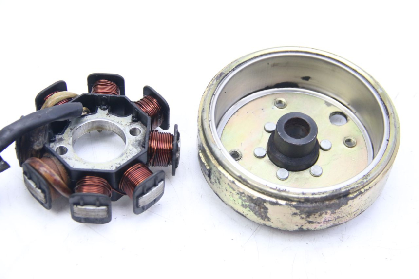 photo de ROTOR ESTATOR PEUGEOT KISBEE 4T 50 (2010 - 2017) - Detalle de la pieza