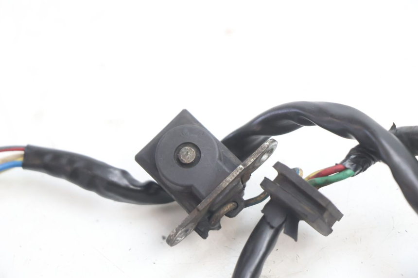 photo de ROTOR ESTATOR PEUGEOT KISBEE 4T 50 (2010 - 2017) - Detalles de los puntos de fijación