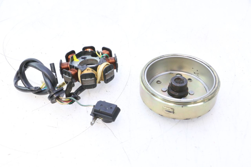 photo de ROTOR ESTATOR PEUGEOT KISBEE 4T 50 (2010 - 2017) - Vista general del producto