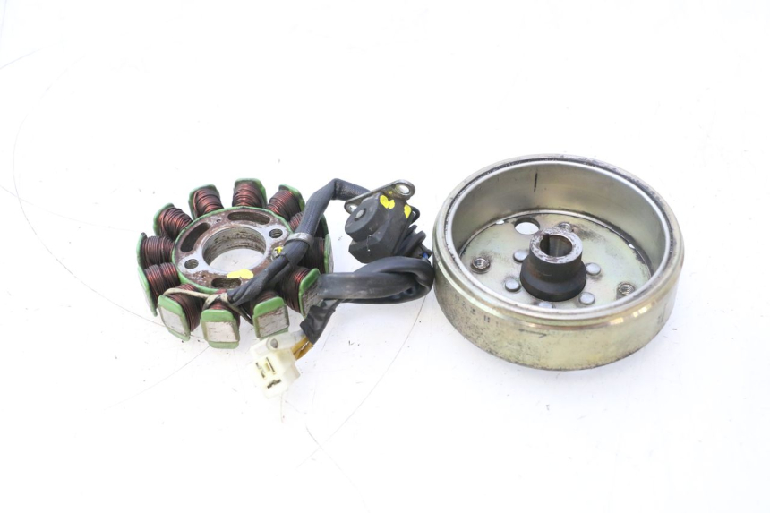 photo de ROTOR ESTATOR PEUGEOT KISBEE 4T 50 (2018 - 2022) - Vista general del producto