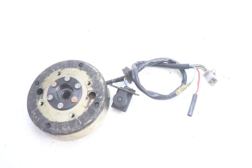 photo de ROTOR ESTATOR PEUGEOT KISBEE 4T 50 (2010 - 2017) - Zoom estado de uso