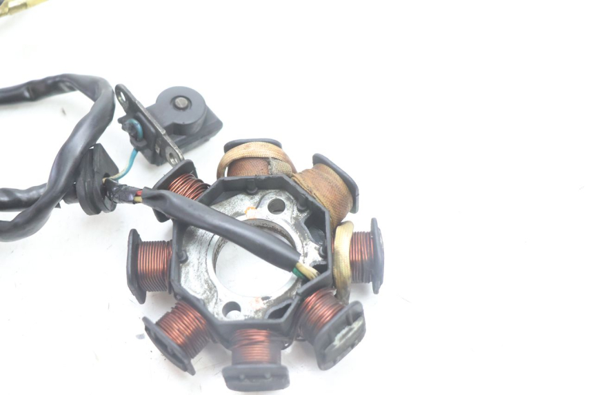 photo de ROTOR ESTATOR PEUGEOT KISBEE 4T 50 (2010 - 2017) - Primer plano técnico