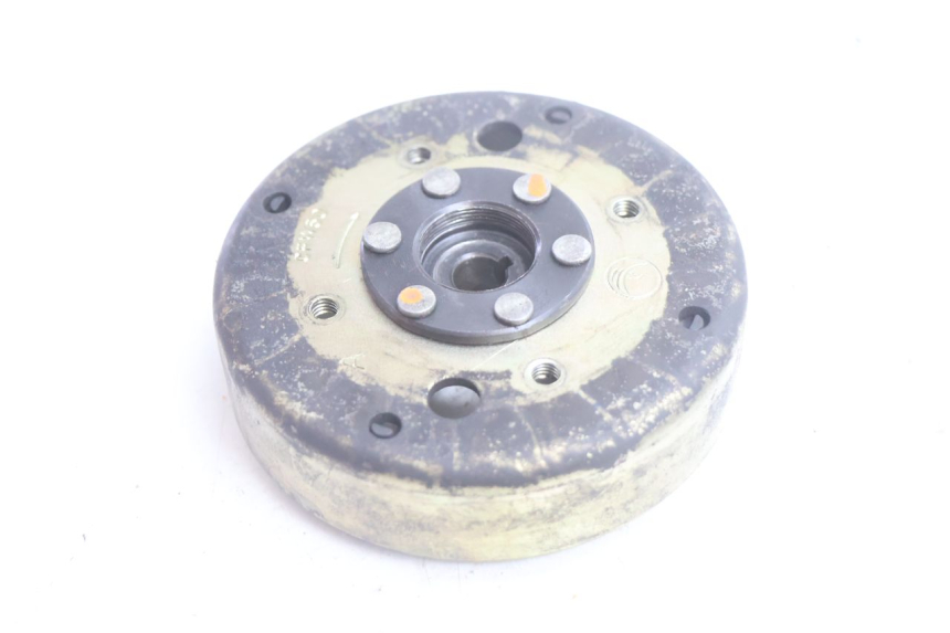 photo de ROTOR ESTATOR PEUGEOT KISBEE 4T 50 (2010 - 2017) - Estado de la superficie y material