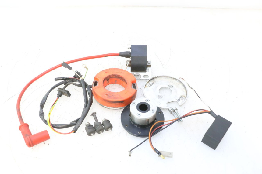 photo de ROTOR ESTATOR PEUGEOT LUDIX BLASTER 50 (2006 - 2014) - Vista principal