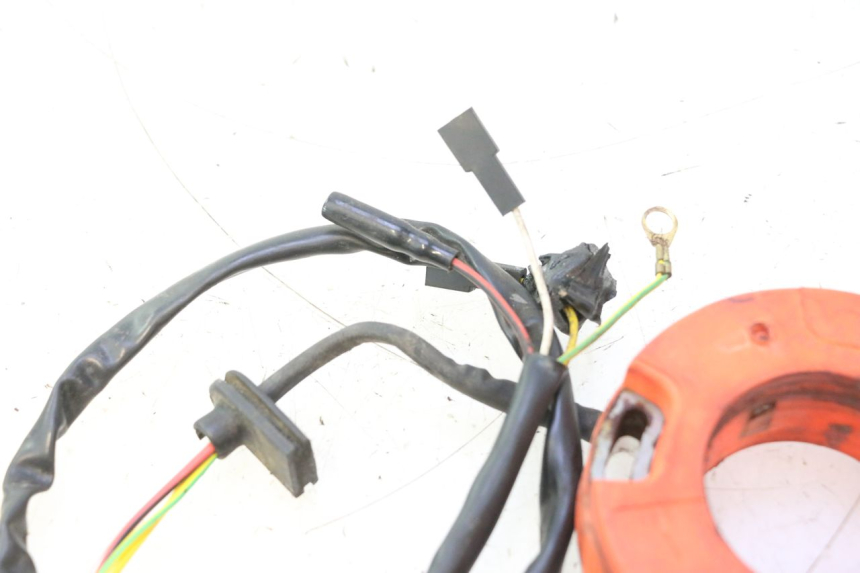 photo de ROTOR ESTATOR PEUGEOT LUDIX BLASTER 50 (2006 - 2014) - Estado de la superficie y material