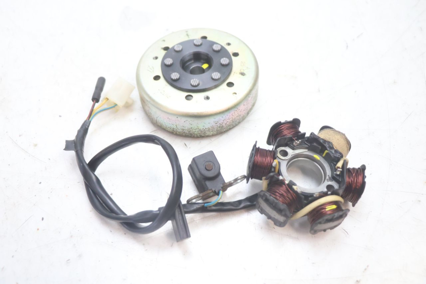 photo de ROTOR ESTATOR PEUGEOT LUDIX 50 (2005 - 2007) - Vista principal