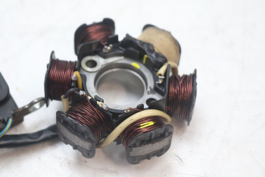 photo de ROTOR ESTATOR PEUGEOT LUDIX 50 (2005 - 2007) - Estado de la superficie y material