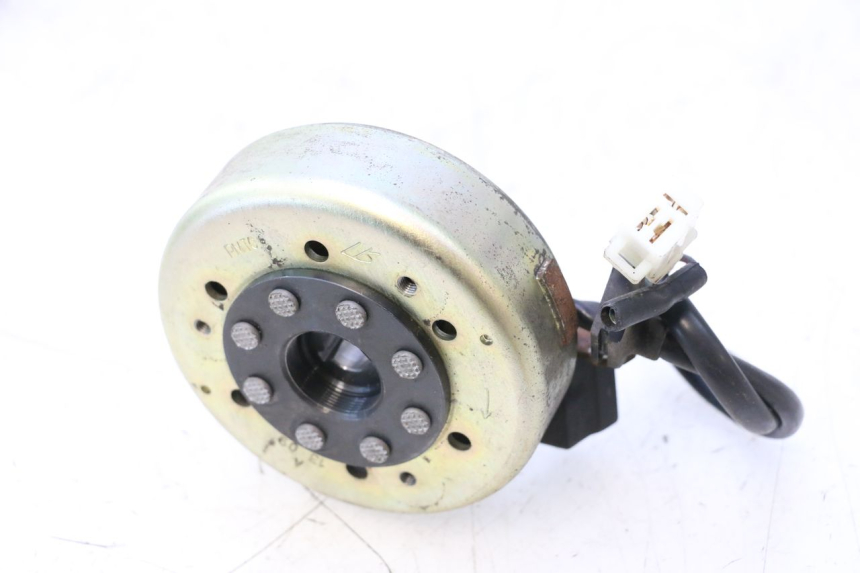 photo de ESTATOR PEUGEOT LUDIX ONE 50 (2004 - 2013) - Detalle de la pieza