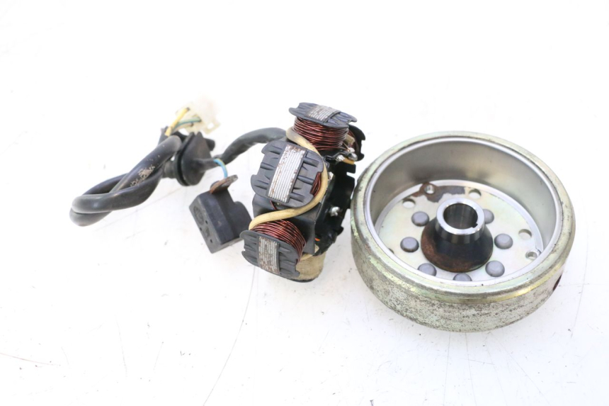 photo de ESTATOR PEUGEOT LUDIX ONE 50 (2004 - 2013) - Vista general del producto