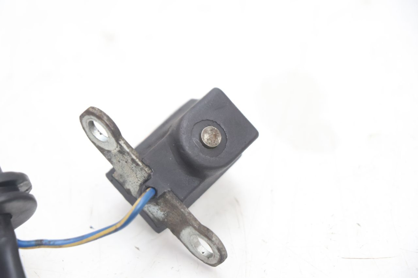 photo de ESTATOR PEUGEOT LUDIX ONE 50 (2004 - 2006) - Detalles de los puntos de fijación