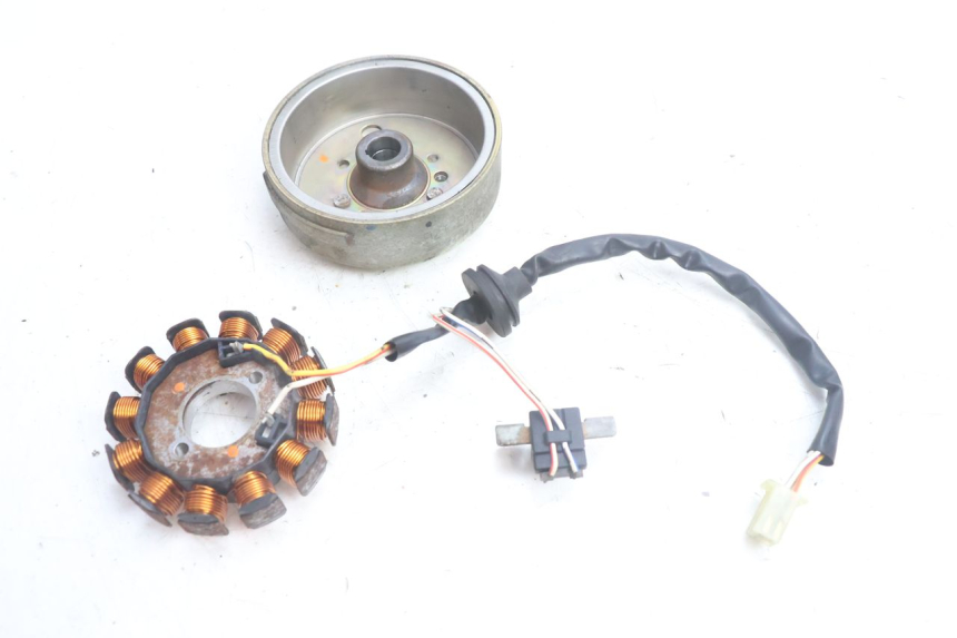 photo de ESTATOR YAMAHA NEO'S NEOS 2T 50 (1998 - 2007) - Detalle de la pieza