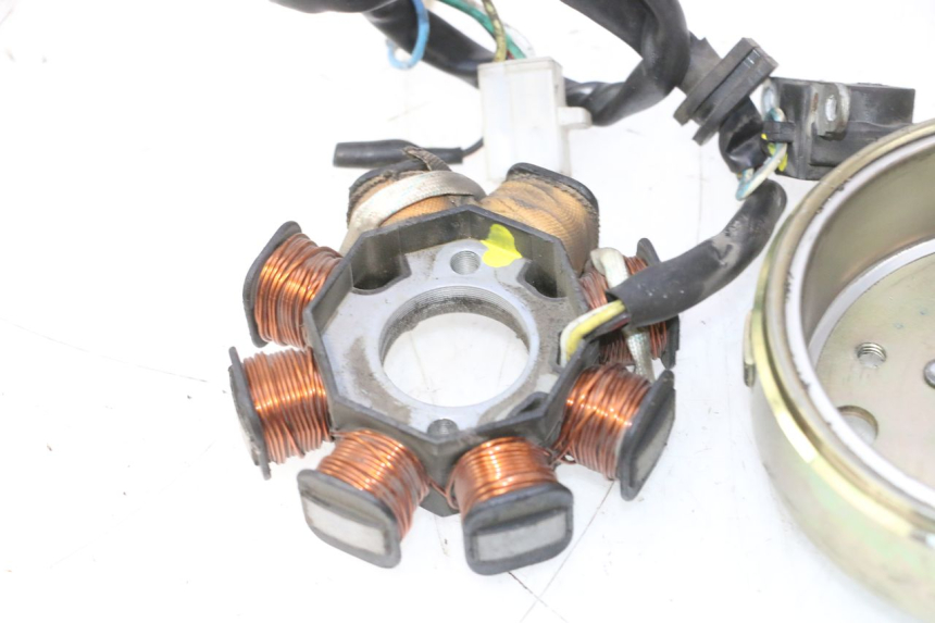 photo de ROTOR ESTATOR JM MOTORS OLDIES 4T 50 (2010 - 2020) - Zoom sobre los componentes