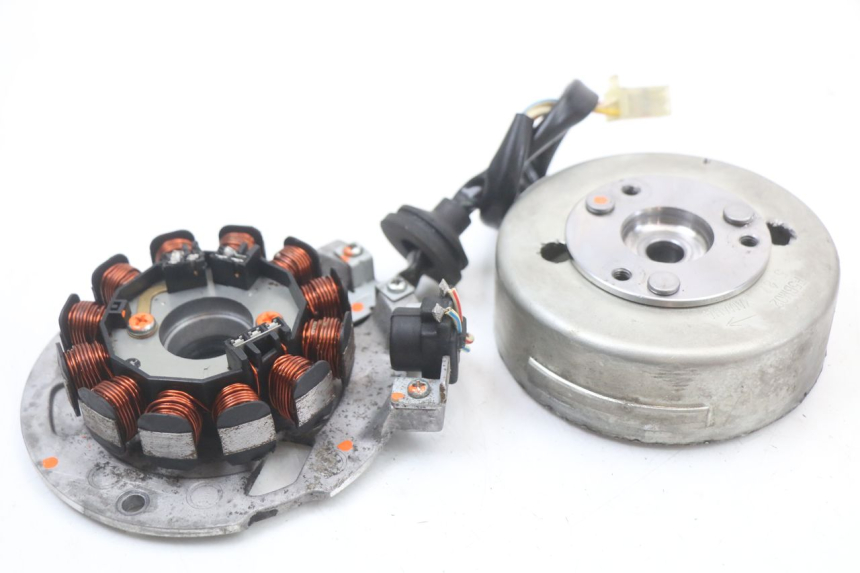 photo de ESTATOR MBK OVETTO ONE 2T 50 (2013 - 2017) - Vista principal