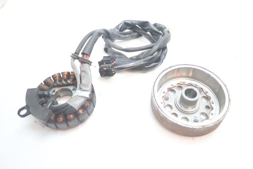 photo de ROTOR ESTATOR HONDA PCX (JF28) 125 (2009 - 2011) - Detalle de la pieza