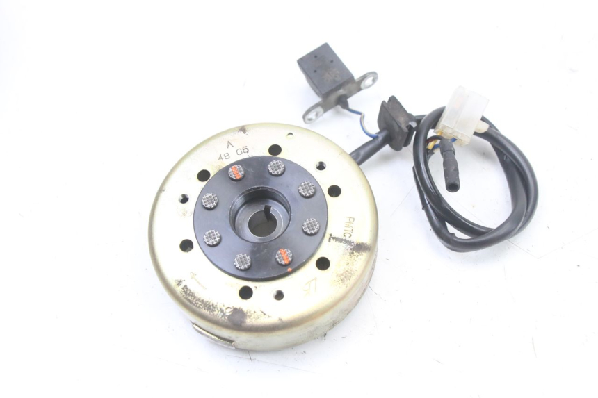 photo de ESTATOR PEUGEOT LUDIX ONE 50 (2005 - 2008) - Otra perspectiva