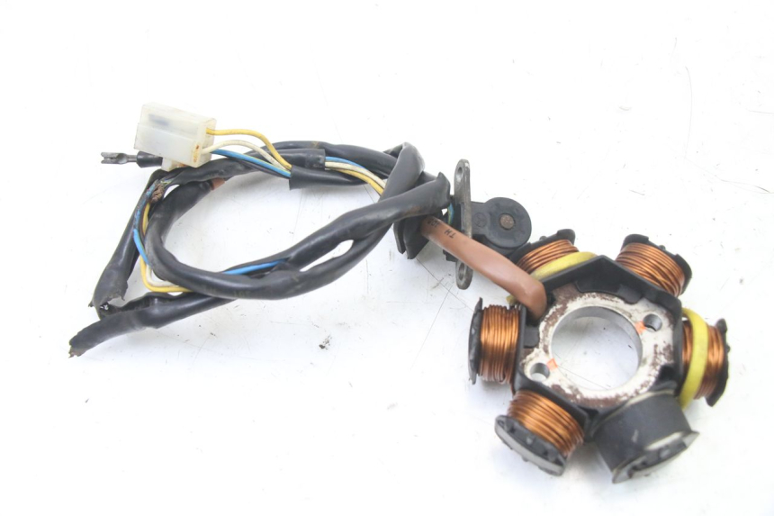 photo de ROTOR ESTATOR PEUGEOT TKR TREKKER FURIOUS 50 (2005 - 2014) - Detalles de los puntos de fijación