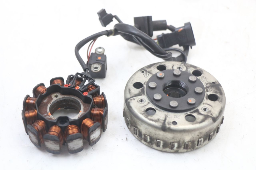 photo de ESTATOR PIAGGIO LIBERTY IGET 4T 50 (2021 - 2025) - Detalle de la pieza