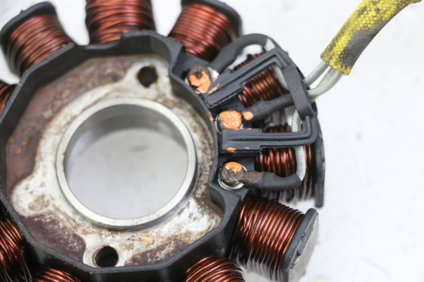 photo de ESTATOR PIAGGIO VESPA LX 150 (2005 - 2013) - Recambio usado revisado