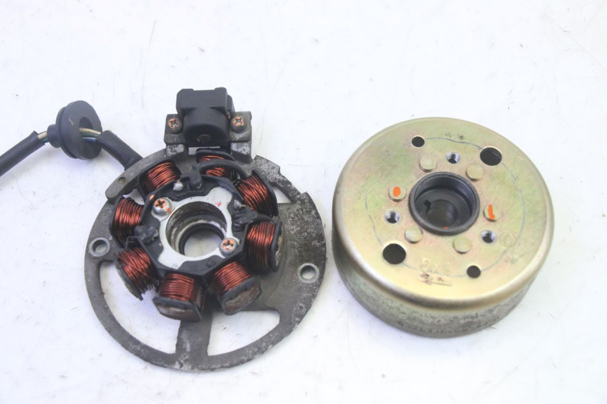 photo de ESTATOR RIDE RACE 2T 50 (2012 - 2017) - Detalle de la pieza