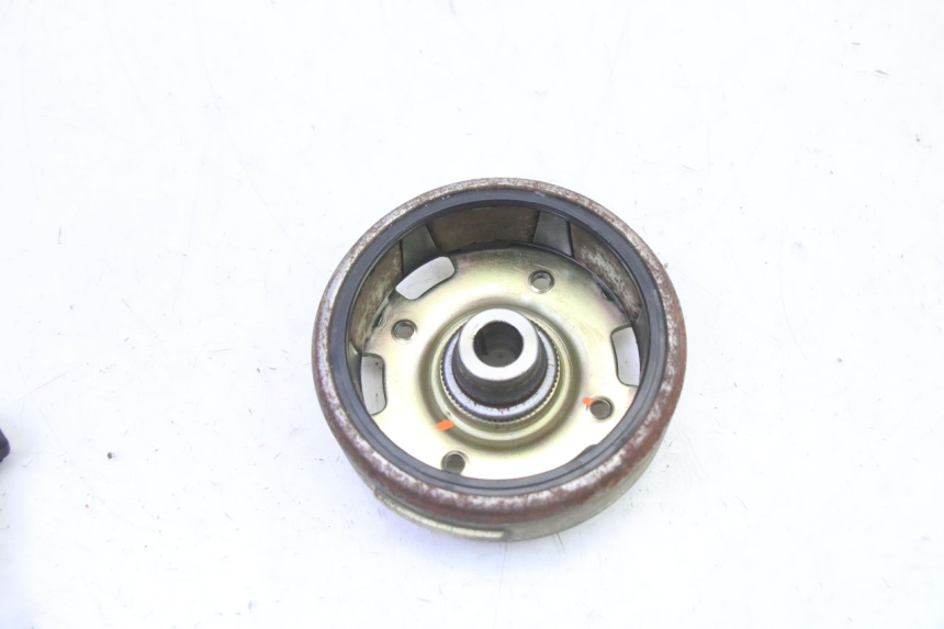 photo de ROTOR ESTATOR PGO RODOSHOW 2T 50 (2003 - 2007) - Estado de la superficie y material