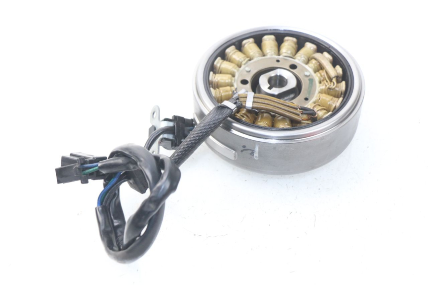 photo de ESTATOR SUZUKI RV VAN VAN 125 (2003 - 2008) - Otra perspectiva