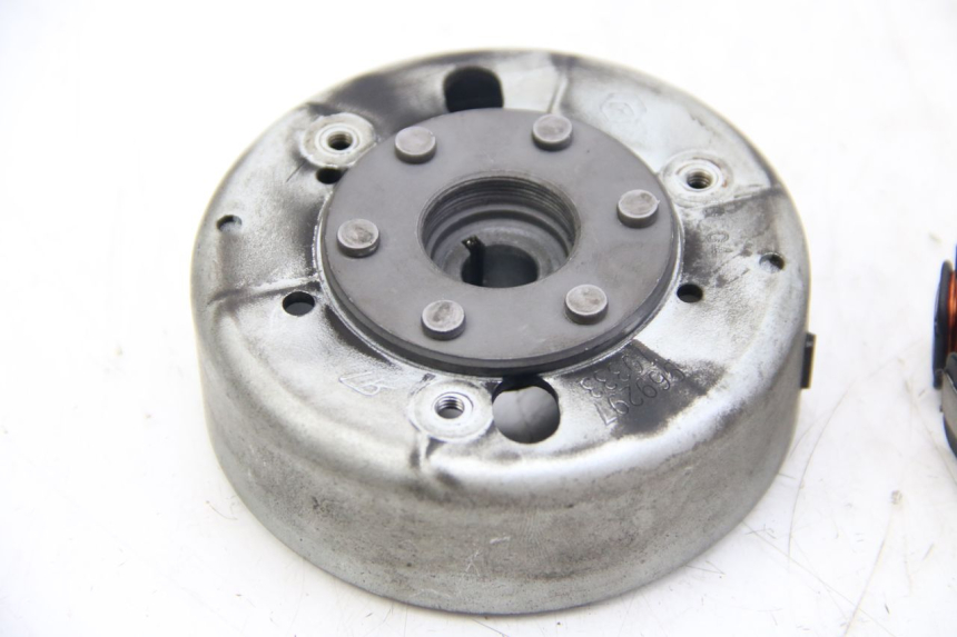 photo de ROTOR ESTATOR APRILIA SCARABEO 4T 50 (2009 - 2017) - Vista general del producto