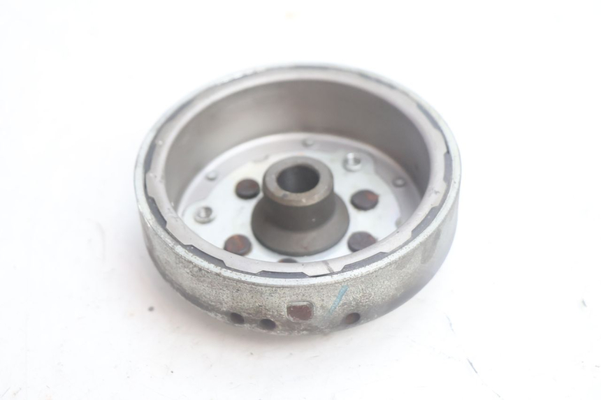 photo de ESTATOR HONDA SCV LEAD 100 (2003 - 2007) - Características distintivas