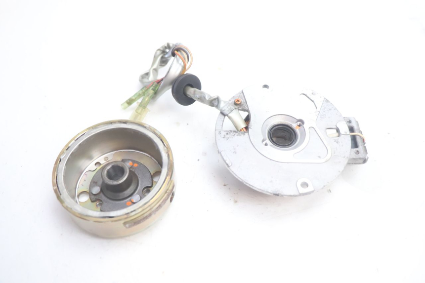 photo de ESTATOR YAMAHA SLIDER 50 (1999 - 2004) - Detalle de la pieza