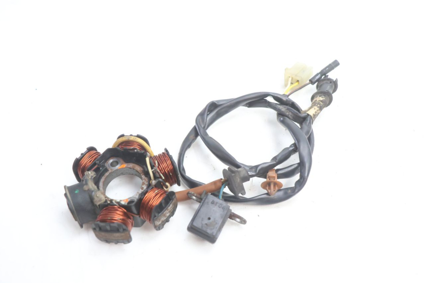 photo de ESTATOR PEUGEOT SPEEDFIGHT 2 AC 50 (2000 - 2009) - Recambio usado revisado