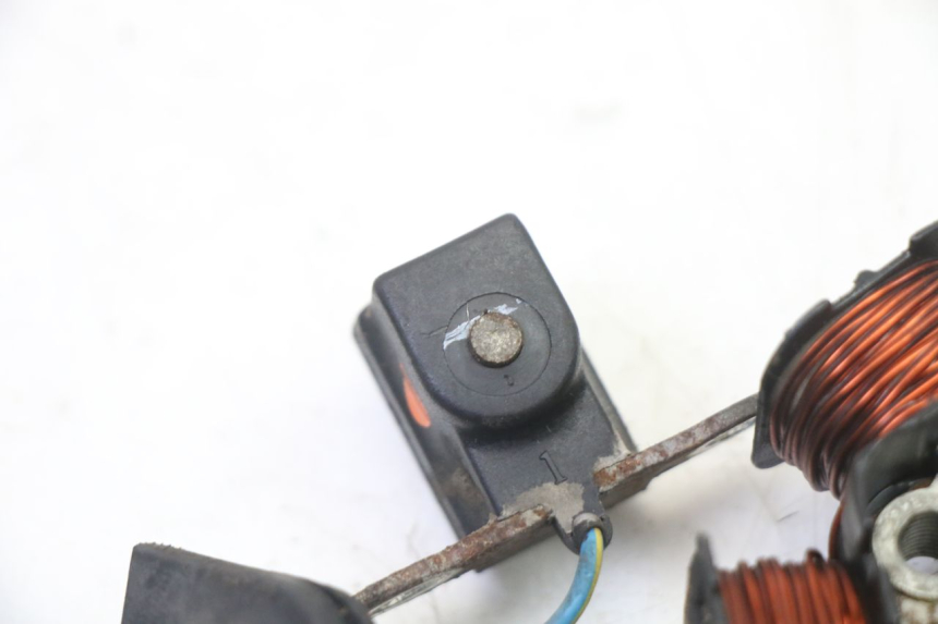 photo de ESTATOR PEUGEOT SPEEDFIGHT 3 AIR 50 (2009 - 2015) - Marcados y referencias originales