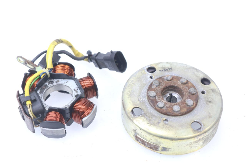 photo de ESTATOR APRILIA SR CARB LC 2T 50 (2004 - 2012) - Vista principal