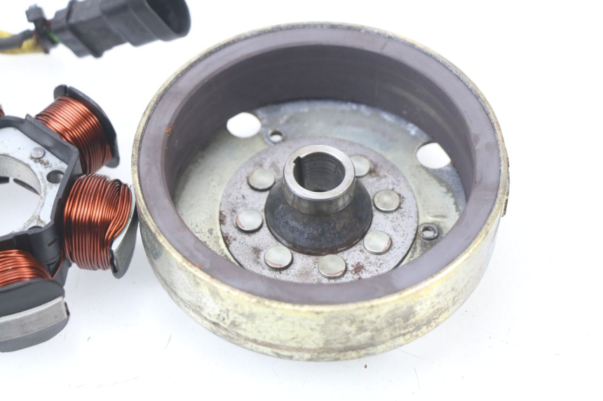 photo de ESTATOR APRILIA SR CARB LC 2T 50 (2004 - 2012) - Zoom estado de uso