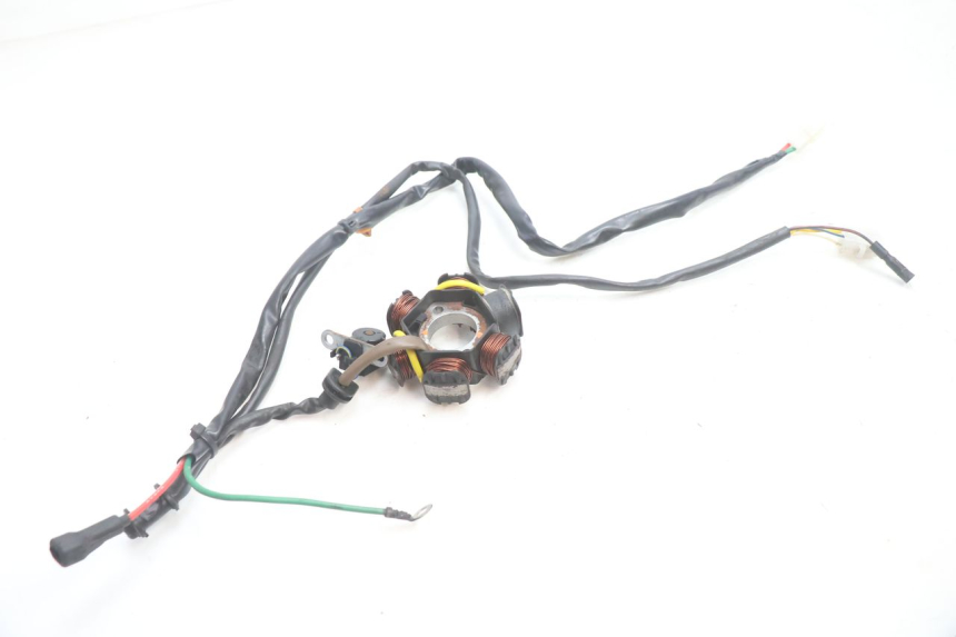 photo de ESTATOR PEUGEOT TREKKER 50 (1995 - 2004) - Vista general del producto