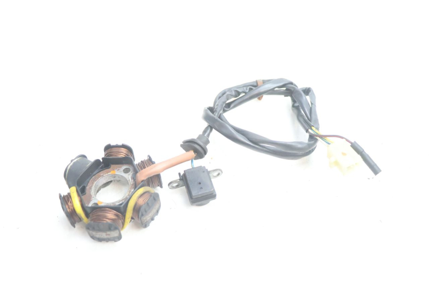 photo de ESTATOR PEUGEOT TREKKER 50 (1995 - 2004) - Recambio usado revisado