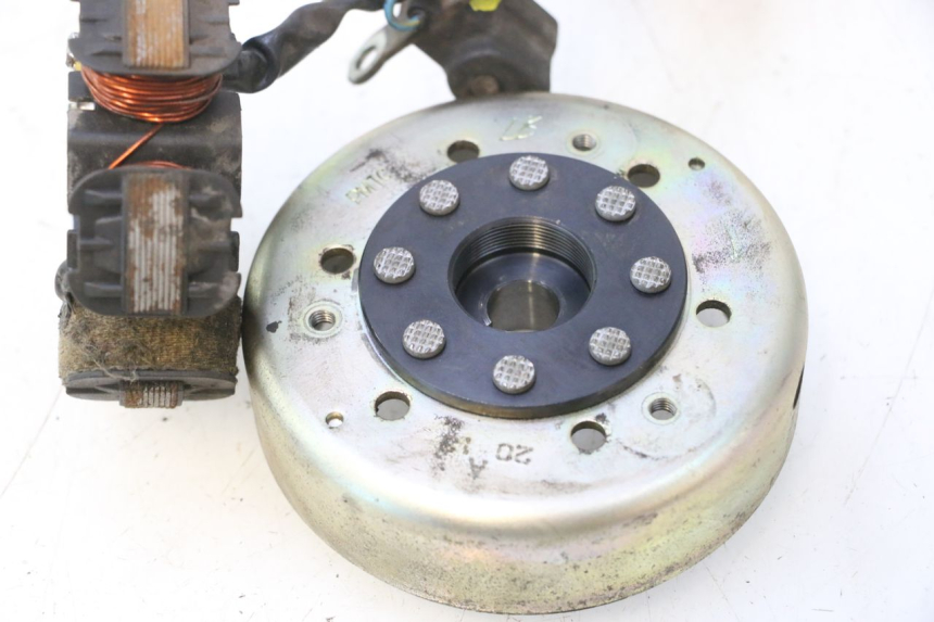 photo de ROTOR ESTATOR PEUGEOT VIVACITY NEW 2T 50 (2008 - 2017) - Características distintivas