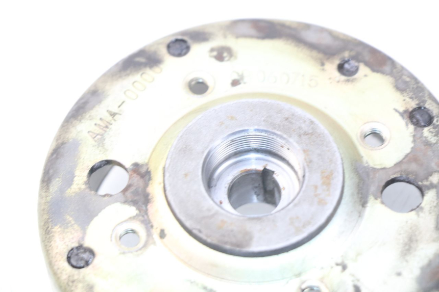 photo de ROTOR ESTATOR PEUGEOT VIVACITY NEW 4T 50 (2008 - 2017) - Estado de la superficie y material