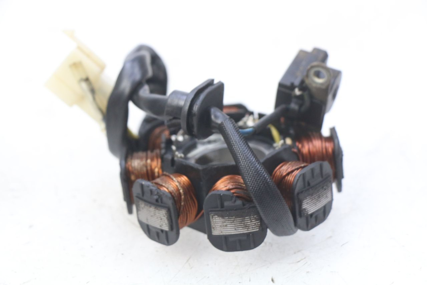 photo de ROTOR ESTATOR PEUGEOT VIVACITY NEW 4T 50 (2008 - 2017) - Primer plano técnico