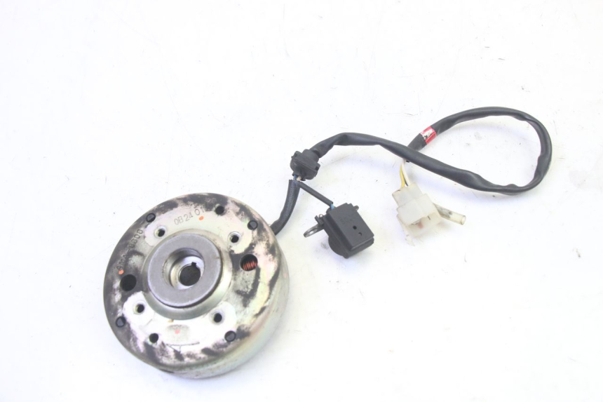 photo de ROTOR ESTATOR PEUGEOT VIVACITY NEW 4T 50 (2008 - 2017) - Otra perspectiva