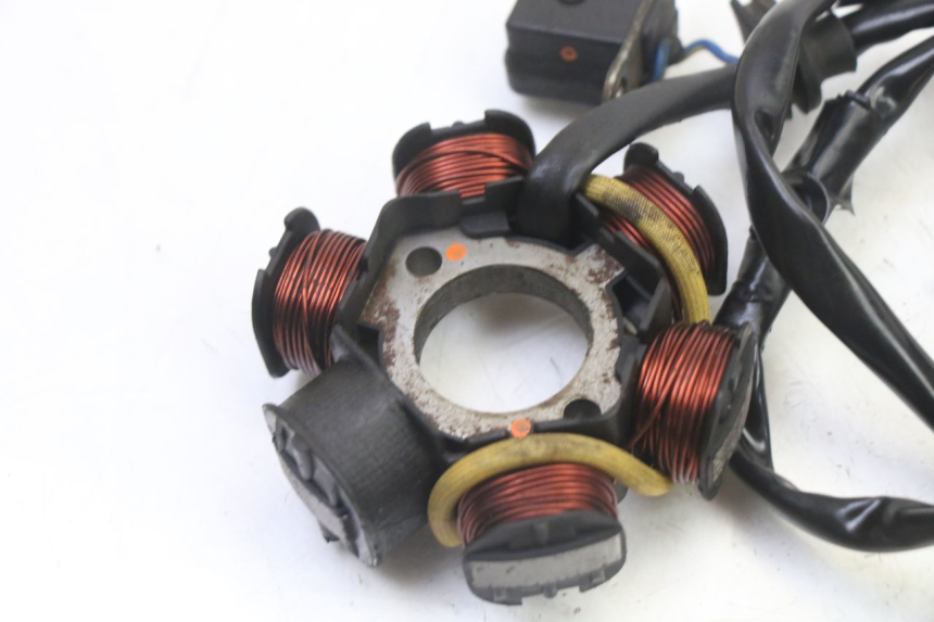 photo de ESTATOR PEUGEOT VIVACITY 50 (2004 - 2009) - Vista general del producto